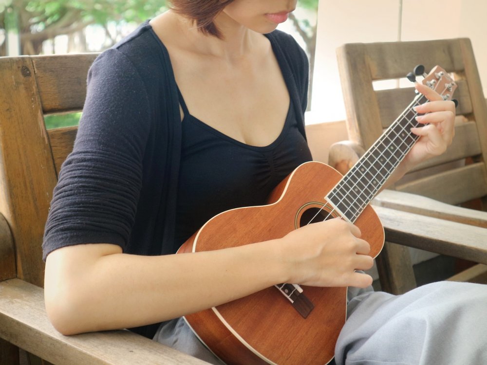 Hvordan lære å spille ukulele?